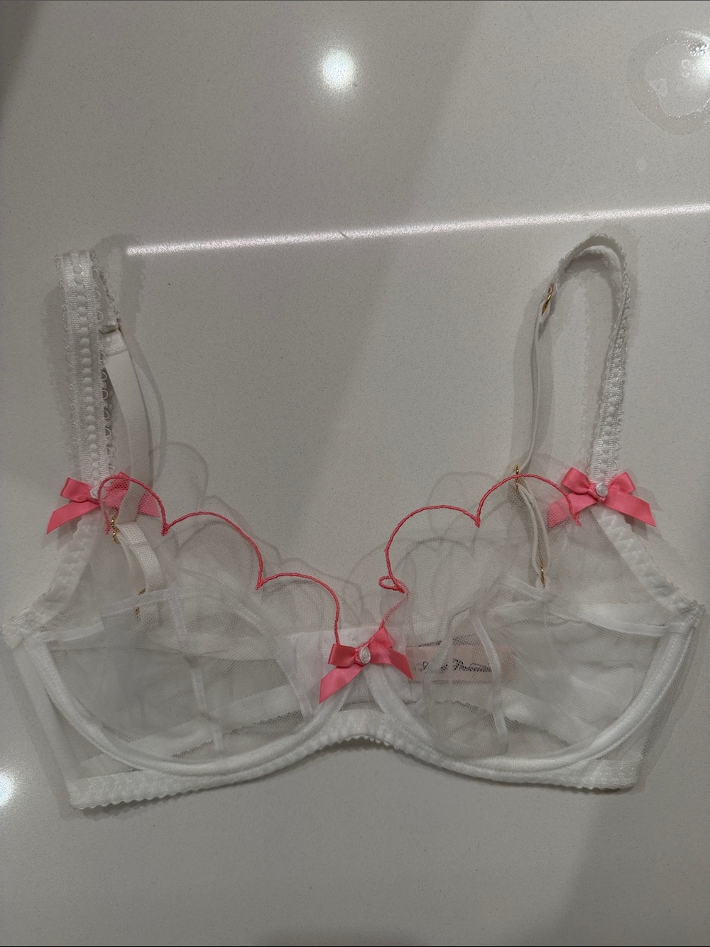 Agent Provocateur Lorna Plunge Underwired Bra White Pink Scalloped Mesh Size 32E